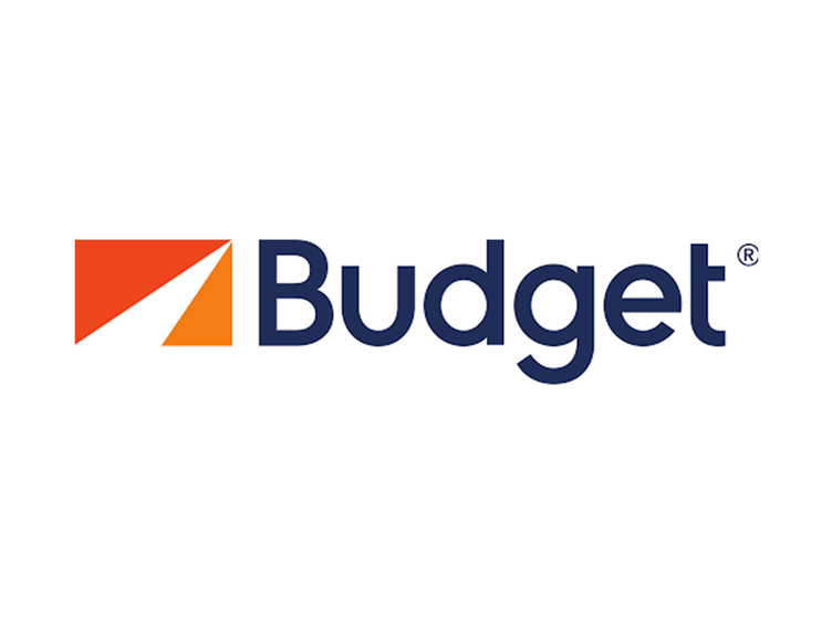 Budsjettlogo med en oransje og hvit geometrisk design ved siden av firmanavnet i blå tekst